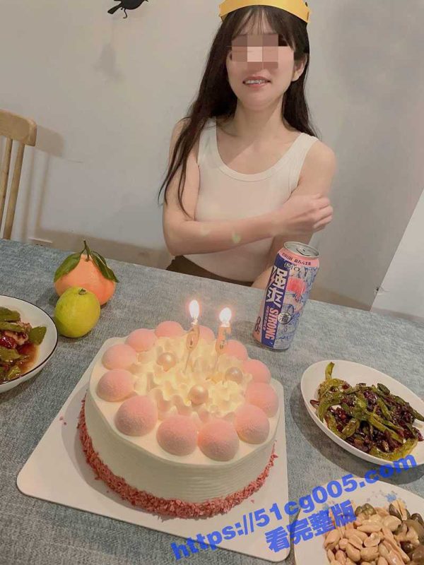 长篇原创 美女房东过生日 三瓶强爽下肚 再她的婚床上内射三次 全程实拍真实露脸-51吃瓜网