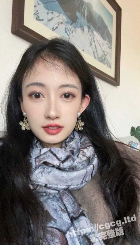 云盘泄密流出 极品反差婊 清纯小美女被男友骑脸输出！太清纯了-51吃瓜网