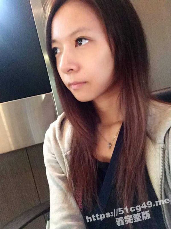 极品粉嫩的大学生女友 在全裸睡觉的时候被偷拍并无套爆操 清纯可爱粉色美乳修长美腿简直就是极品-51吃瓜网