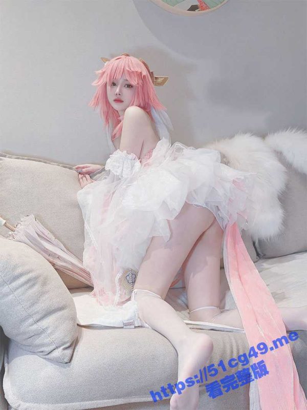 极品超高颜值萝莉清梨 粉嫩白虎嫩穴 粉嫩的身材非常顶 用假鸡巴自慰 抽插自己的嫩穴-51吃瓜网