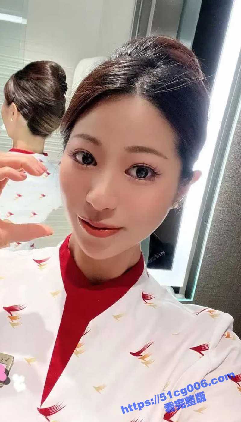 国泰航空空姐 李舒仪 男主是前男友 发现她在外面接机3P 愤怒曝光！ - 51吃瓜网-51吃瓜网