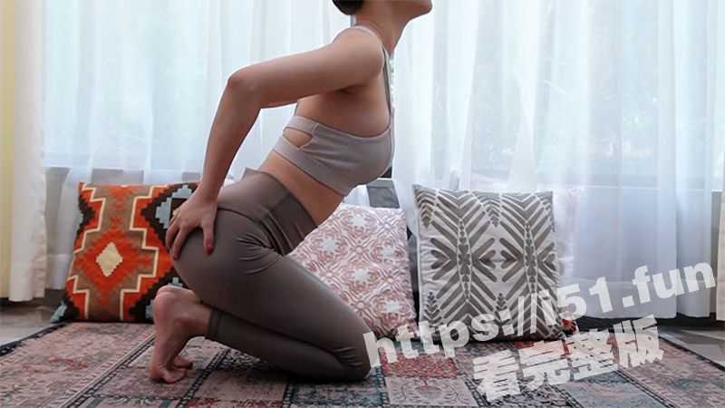 瑜伽女友做瑜伽时候的骆驼趾和翘臀 今天必须灌满她的小骚穴 是对她努力做瑜伽的肯定-51吃瓜网
