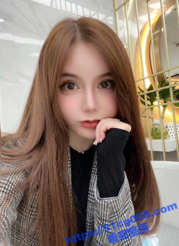 投稿整容脸前女友 之前是兼职做外围卖批的 上岸保证再也不出去卖 结果出差没几天就开始到处吊凯子！-51吃瓜网