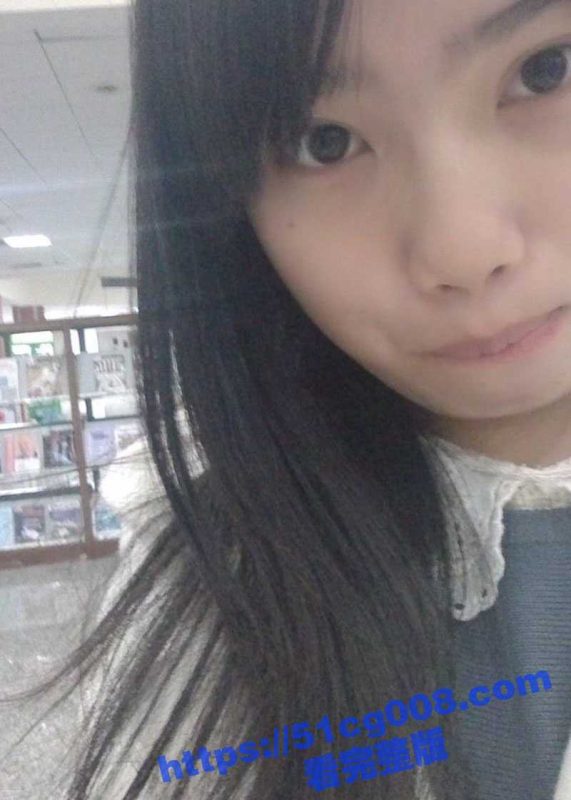 成都电子科技大学 微胖清纯反差婊 杨佳 和炮友的露脸性爱视图被泄密流出！-51吃瓜网