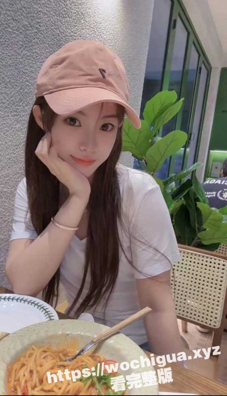 南京艺术学院女神 刘静雯 酒店自拍泄密 酒店约炮大屌体育生  你的女神 别人的母狗-51吃瓜网