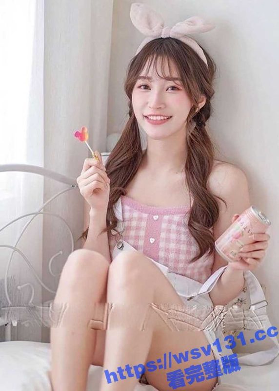 台湾超可爱甜妹 超级配合炮友口爆 用软嫩的舌头尽情缠绕鸡巴 无套插入 轻声淫叫！-51吃瓜网