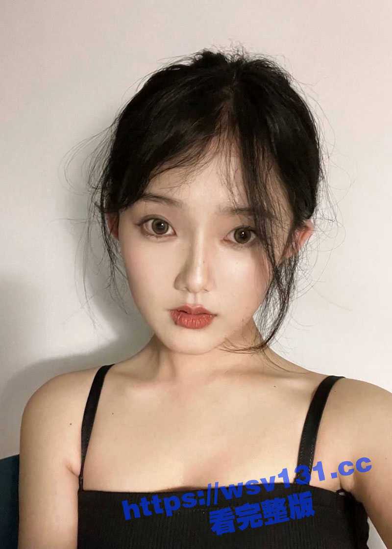 云南艺术学院清纯校花 苏嘉慧 约摄影师私拍全裸私密写真!被摄影师尽情后入! - 51吃瓜网-51吃瓜网