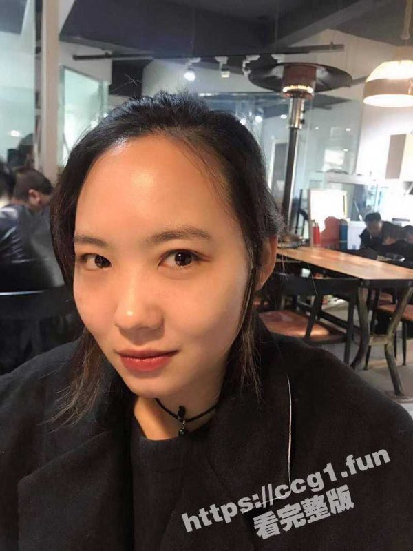 少妇真的很难喂饱！长沙某公司财务 杨丽雯 极品人妻少妇 边操边上道具才能满足 风骚母狗超级能喷！-51吃瓜网
