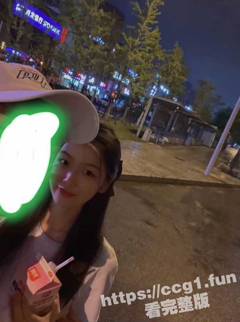 约炮大神 电竞酒店 约极品00后舞蹈生妹妹 一边玩LOL 一边享受妹子的口交服务 黑丝翘臀大力抽插 - 51吃瓜网-51吃瓜网