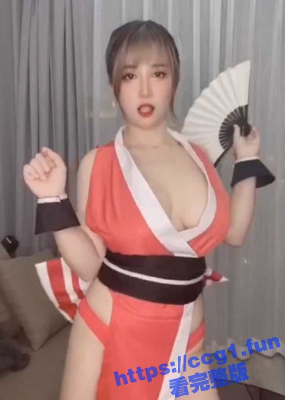 抖音 极品身材的巨乳网红 周大萌 穿着性感的制服和丝袜勾魂 为榜一大哥录制私定舞蹈！-51吃瓜网