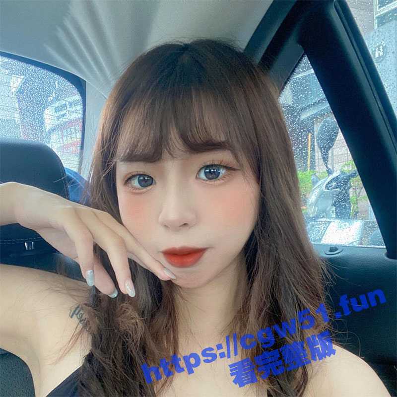 台湾大学生乖巧小甜妹 背着男友出去约炮 竟然被渣男拍视频曝光 在学校彻底出名了-51吃瓜网