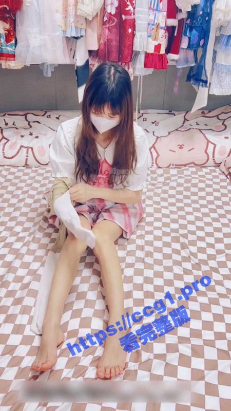 粉色小椿jk裙 全程白色拼接丝袜啪啪 甜美极品双马尾小萝莉不想被当成公主 只想做母狗让哥哥高兴~-51吃瓜网