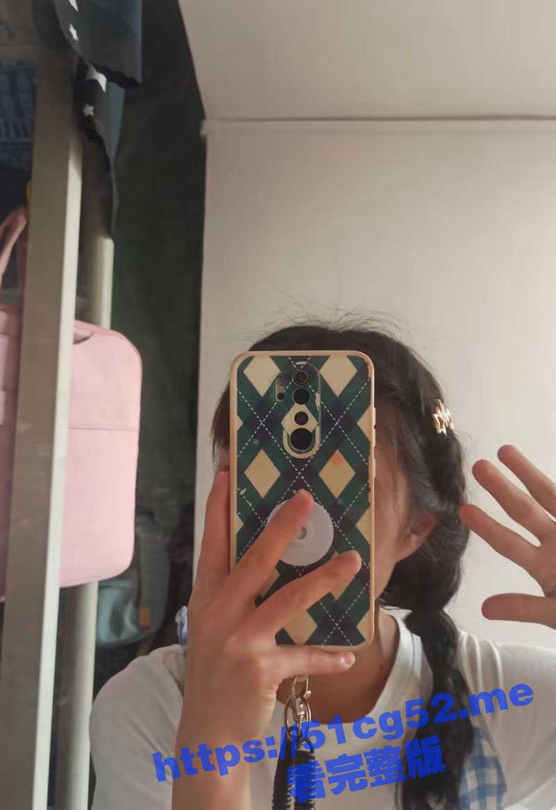 重庆医科大学反差眼镜妹 自拍和男友啪啪时的视图！分手后被求和不成的男友全网曝光！ - 51吃瓜网-51吃瓜网