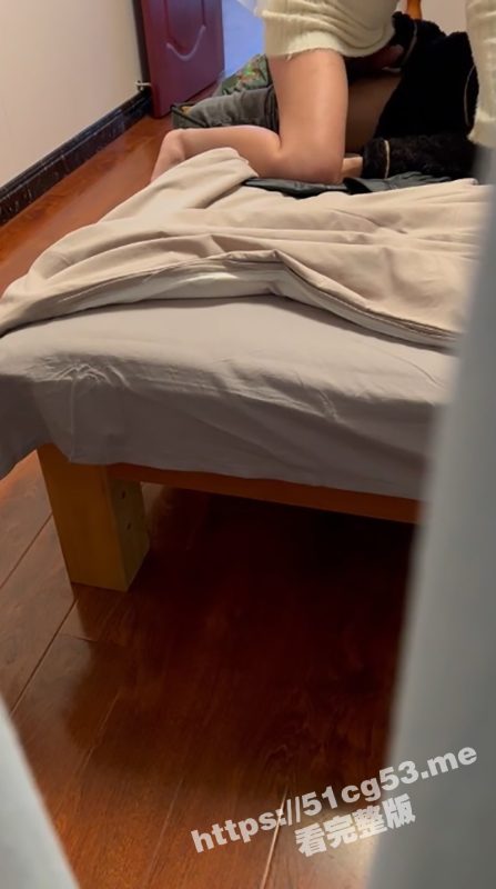 又骗我去送外卖!无法满足老婆的绿帽大神 利诱老婆不穿内裤勾引外卖小伙做爱 最后冲刺竟摘套!-51吃瓜网