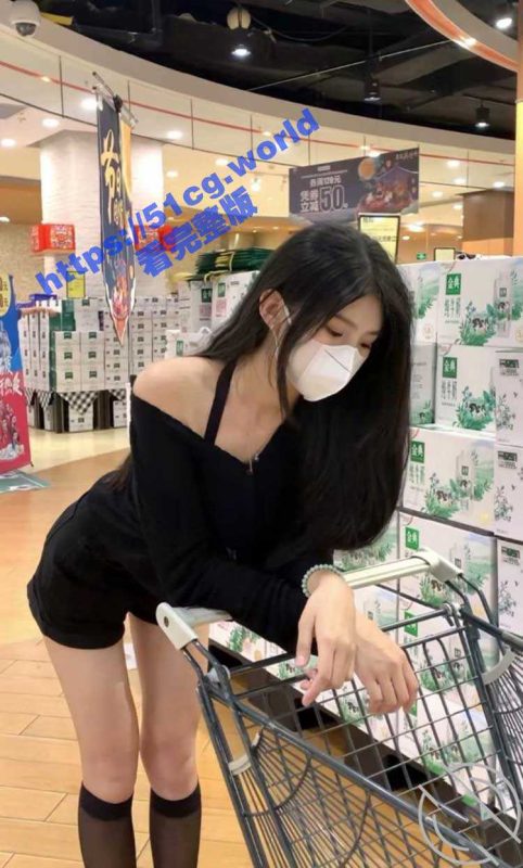 痴迷姐弟恋！姐姐的小飞棍来咯 爆操极品尤物姐姐 姐姐小穴异常的紧致-51吃瓜网