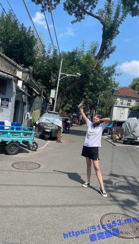 北京极品反差学生妹 周舒宝 长相神似张津瑜 与男友性爱曝光 在火车软卧露出啪啪!-51吃瓜网