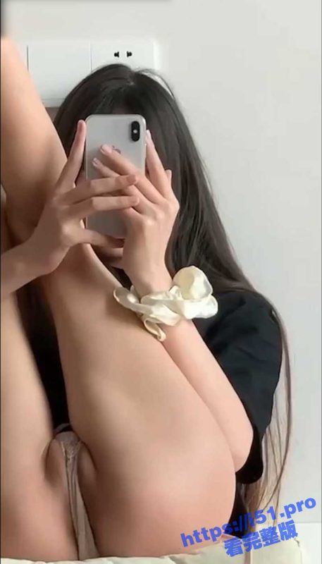 高颜值留学生 极品反差婊 刘露 被金主包养当母狗 深喉吞精淫荡十足！-51吃瓜网