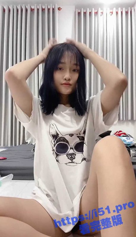 聊天软件认识的 一线天粉嫩反差大学生 在洗澡的时候自慰扣穴诱惑炮友 身材一流翘臀长腿反差婊-51吃瓜网