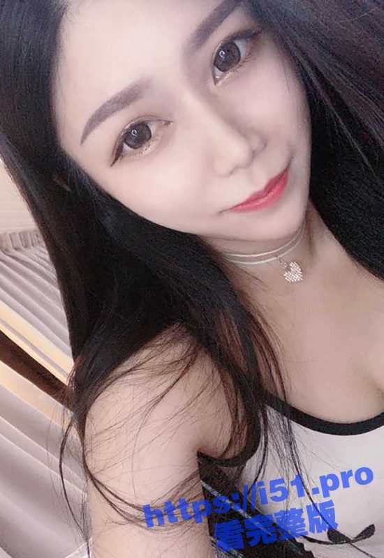 台湾超级性感的御姐巨乳妹子流出不雅自拍 绝顶嫩穴足够榨干每个男人的精液！-51吃瓜网