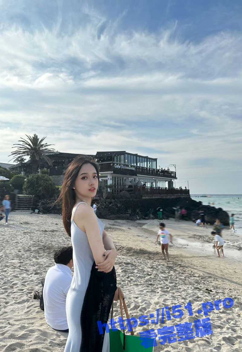 浙江传媒学院校花 张嘉懿 被渣男怼脸拍摄做爱视频后 反手就将视频发到微信群炫耀！ - 51吃瓜网-51吃瓜网