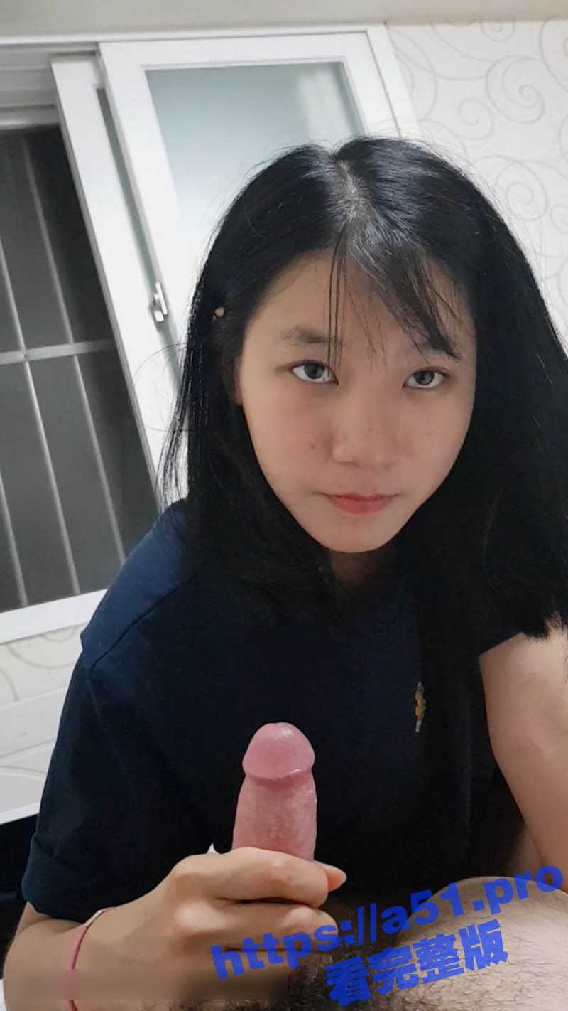 留学认识的韩国妹子 颜值清纯吃屌很有一套 最喜欢射到嘴里 品尝精液的味道 韩国妹确是骚啊 - 51吃瓜网-51吃瓜网