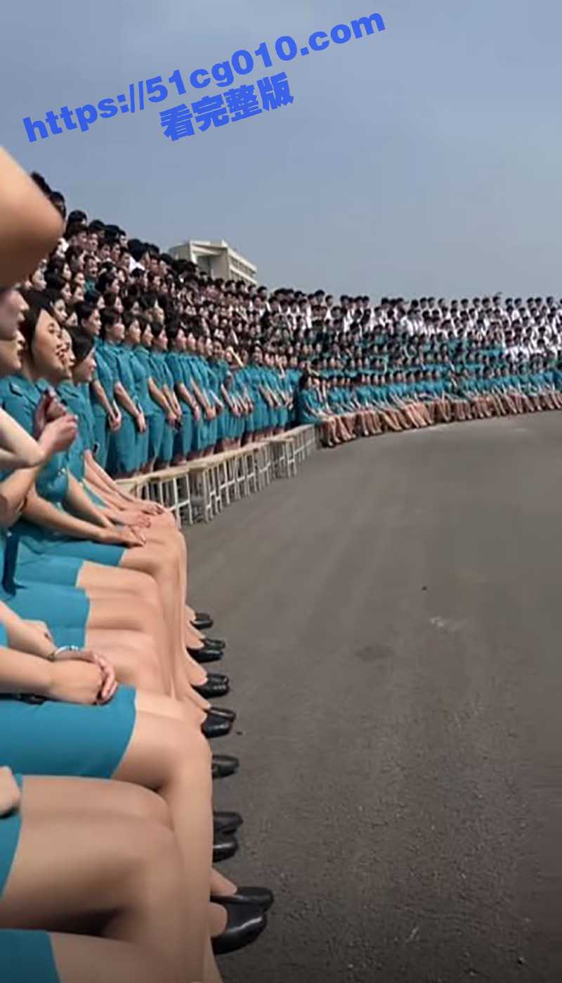 近日被中国民航大学毕业刷屏了 这些丝袜长腿小嫩妹将来又是谁的小母狗呢? - 51吃瓜网-51吃瓜网