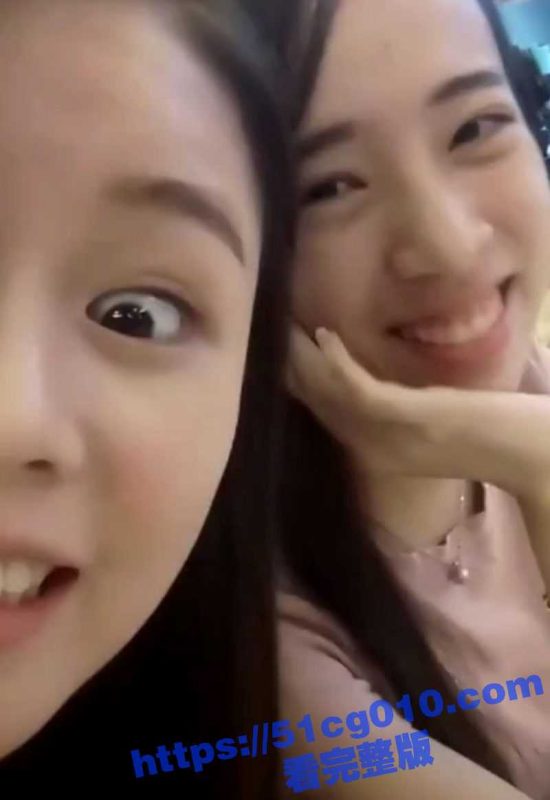 朋友婚礼认识的反差伴娘 追到手后刚开始还说没吃过鸡巴嫌脏 尝了几次后吃的比谁都开心 怪我咯！-51吃瓜网