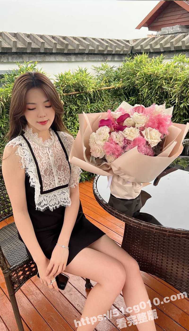 推特大神 bbbmwz 带着他的高颜值小母狗又来了 漂亮长腿女神黑丝写真 水池边掰逼露出! - 51吃瓜网-51吃瓜网