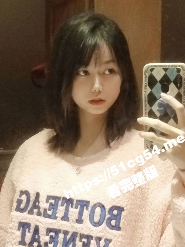 广西南宁三十三高中 陈紫涵 06年的高中生就是嫩 直接聊骚不会拒绝 还可穿上cos服无套内射-51吃瓜网