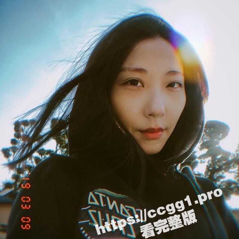 喜欢户外运动的健身女 在床上也是体力充沛 平时爱洋屌的台妹神智恍惚 被手机对着脸拍！-51吃瓜网
