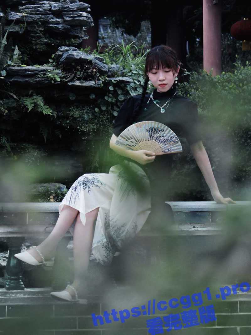 探探约到的极品小母狗 去了几次酒吧就带走3P 还喜欢玩屁眼 这屁眼估计很多人用过了 - 51吃瓜网-51吃瓜网