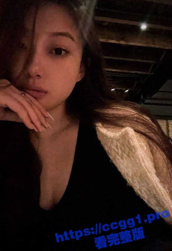 山东巨乳留学生 大嫚儿 丰乳肥臀细腰标准模特身材 尤其是一对大奶子是真的圆 天生好炮架！-51吃瓜网
