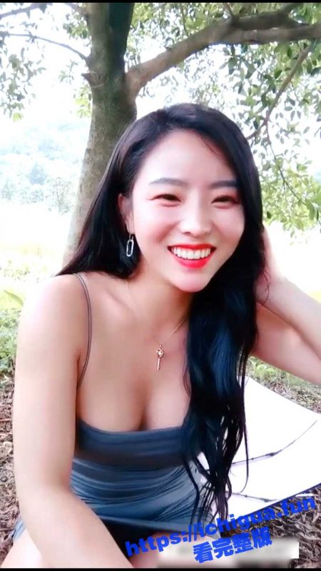 极品爆乳美娇娘 在公园假装记者勾引慰问绿化工人 倒贴钱求操 后入口交吞精好上头！-51吃瓜网