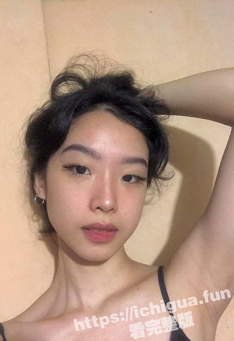 新加坡高颜值巨乳嫩妹 惨遭渣男泄密曝光！这一对挺翘的奶子看的真想上去抓一把！ - 51吃瓜网-51吃瓜网