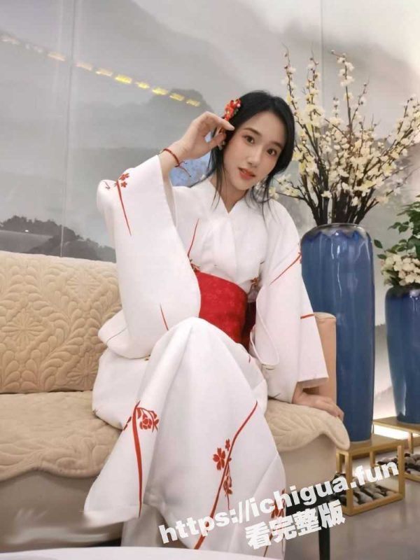 成都极品反差舞蹈生 邓雨茜 长相甜美也是成为了主人的精盆 被主人操的哇哇叫！-51吃瓜网