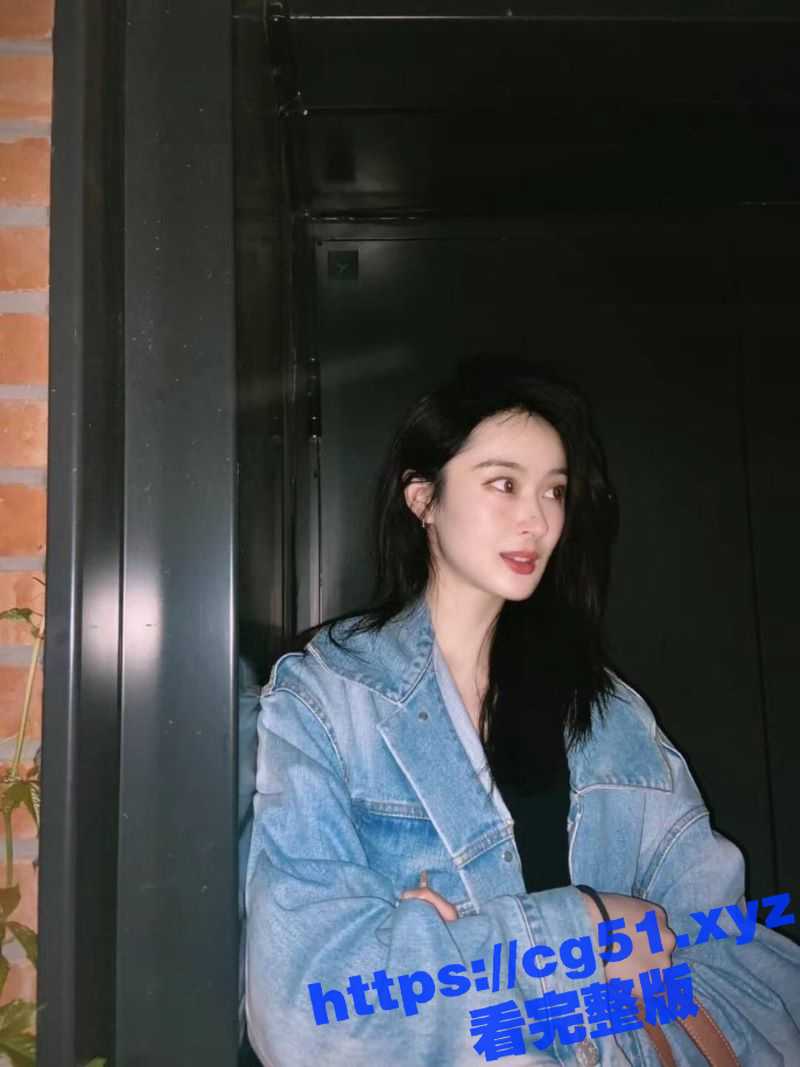 天津反差婊 谢雨灵 平常在公司挺清纯正经的 老公出差迫不及待勾引我去操逼 还必须颜射！ - 51吃瓜网-51吃瓜网