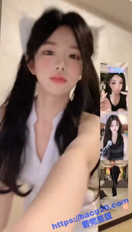 抖音300万粉丝网红 y子 直播打pk时故意走光 粉嫩奶头娇艳欲滴 惹火眼神撩拨观众心神-51吃瓜网