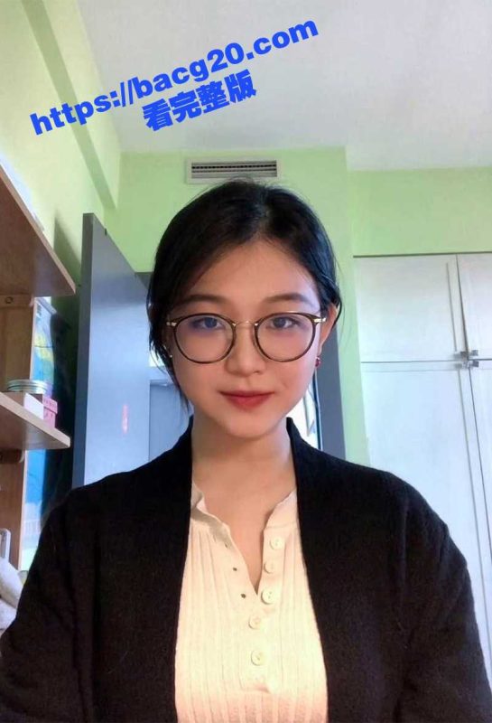 四川极品美妞 李晓欣 身材完美床技高超小母狗 被绿帽男友和好兄弟前后夹击 双洞齐开-51吃瓜网