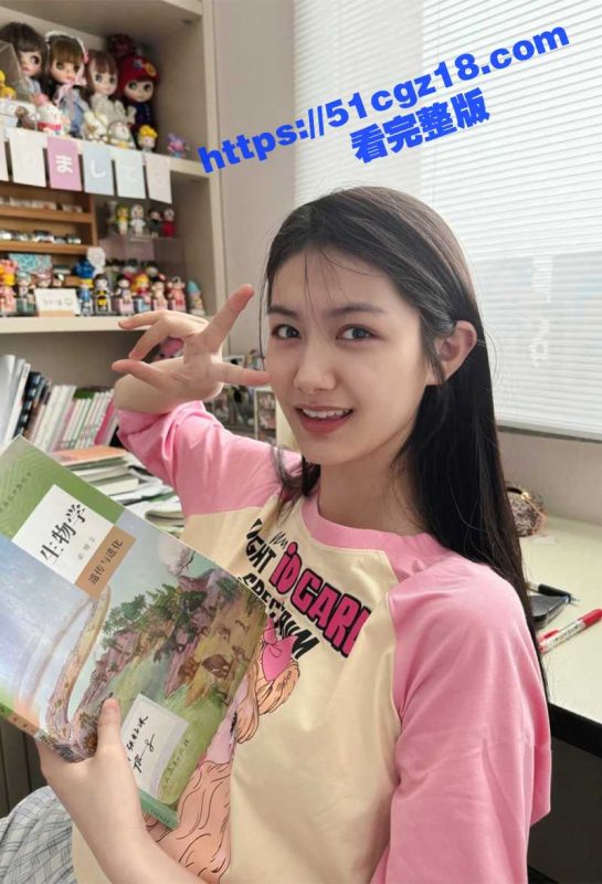 00后JK校花与男友调情露奶视频流出  玉女为爱化身小骚猫 露脸玩奶反差感爆棚！-51吃瓜网