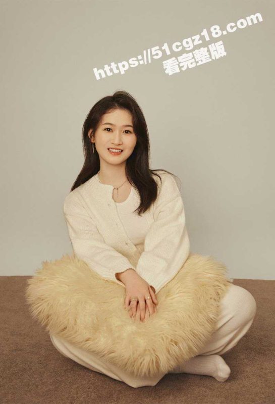 成都师范学院 赵怀婷 露脸性爱视频被渣男曝出 清纯反差婊深情舔屌掰穴展示浪态尽显-51吃瓜网