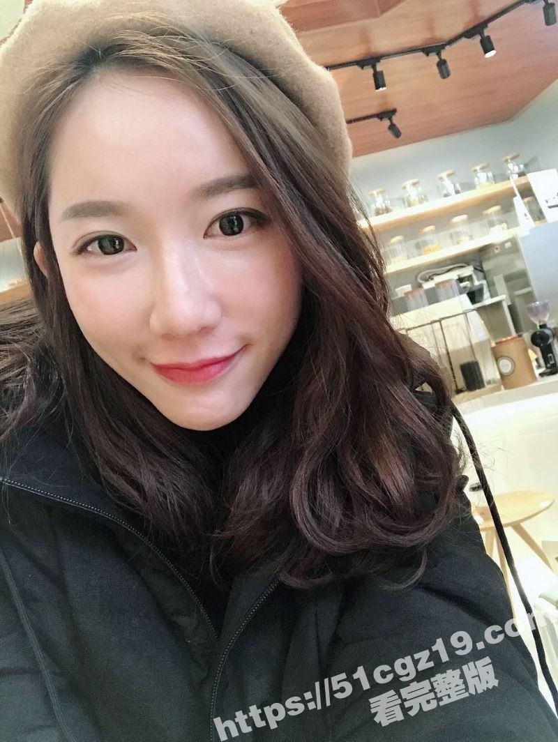 绿帽老公贡献绝美娇妻 极品炮架性欲极其旺盛 小穴没操几下就淫水狂流 单男抓胸后入爆操 呻吟不断！ - 51吃瓜网-51吃瓜网