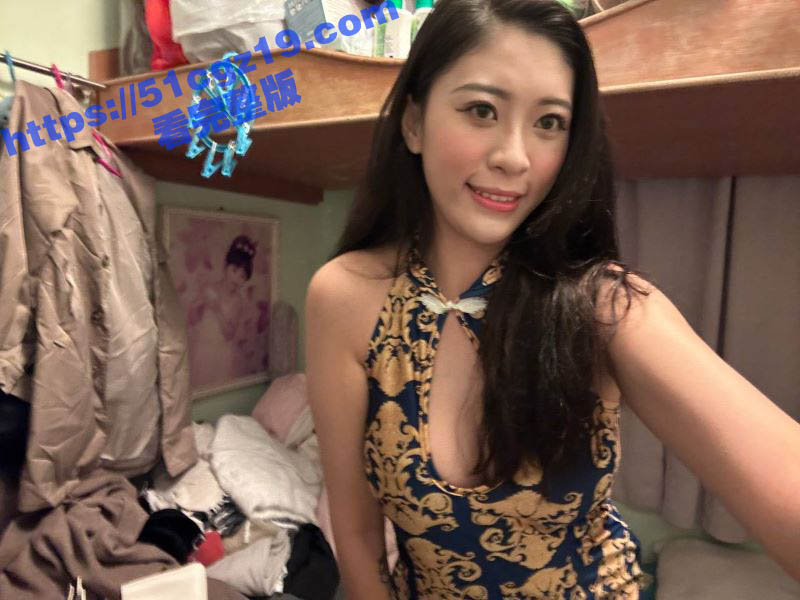 香港巨乳网红 Coco 借钱不还裸照被曝光 脱衣露脸展示极品身材 无毛粉穴无比诱人！-51吃瓜网