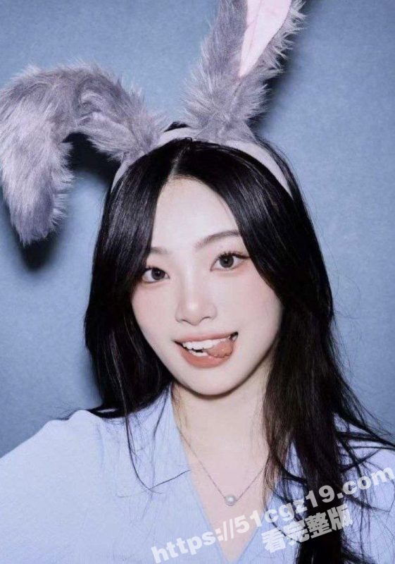 浙江艺术职业学院嫩妹 曹颖 异地恋骚穴难耐 出轨偷情宝马富哥 后入绝美翘臀！-51吃瓜网