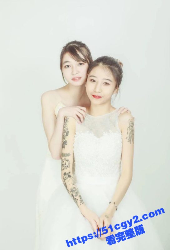 山西临汾清纯学生妹 周莉玲 约炮视频曝光 吃鸡舔蛋口活超赞 撅着翘臀被无套爆操 呻吟甜美诱人-51吃瓜网