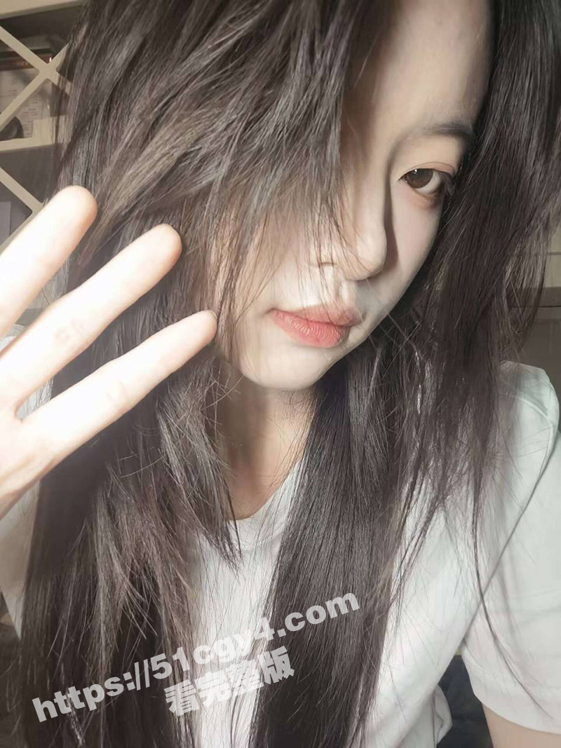 安徽师范大学反差学生妹 白晓宇 和炮友性爱视频流出 口活一流技术精湛 嗦的小伙直呼受不了！ - 51吃瓜网-51吃瓜网