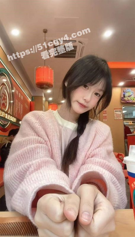 推特极品嫩妹 糖糖 童颜巨乳露脸私拍激情裸舞 酒店被男友暴力打桩酥麻呻吟声诱惑十足！-51吃瓜网