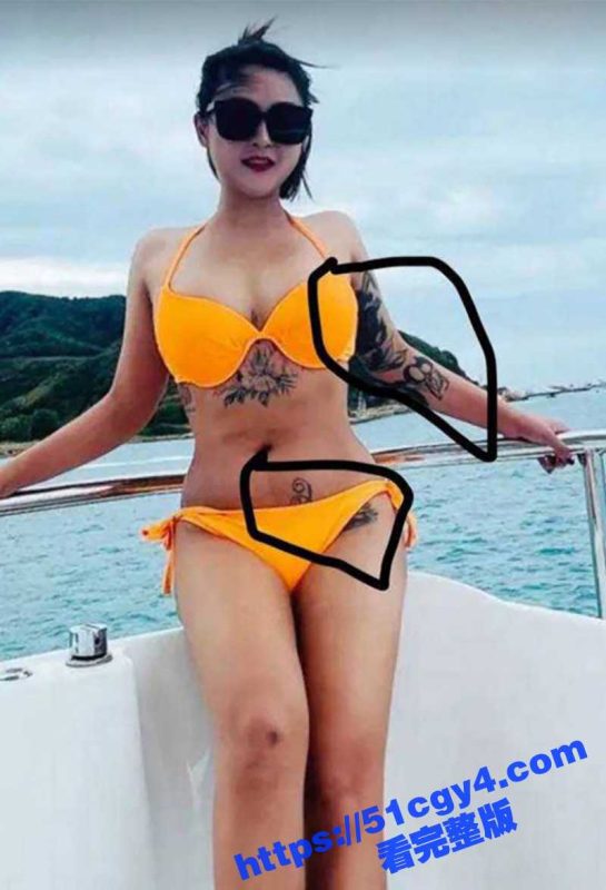 广西人妻 柳芸芸 酒店出轨玩3P视频被曝 两男同插饥渴少妇 夹屌吸棒上下夹击 爽到颤栗淫叫不止-51吃瓜网