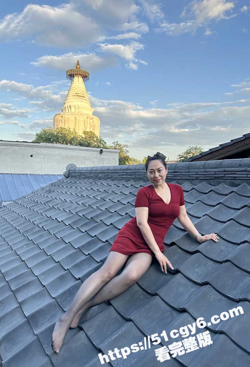 路人偷拍公园大爷嫖娼视频 公园老头乐正式营业 野鸳鸯道边凉亭当众日逼 人不要脸天下无敌啊! - 51吃瓜网-51吃瓜网