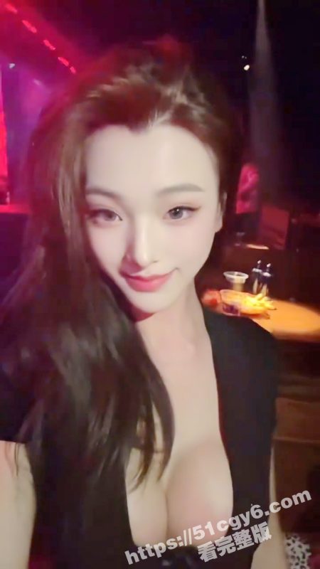 抖音网红 leelee老师 与金主性爱视频曝光 硕大的胸脯耐打的颜值 做不了生活的主人 只好做金主的母狗了！-51吃瓜网