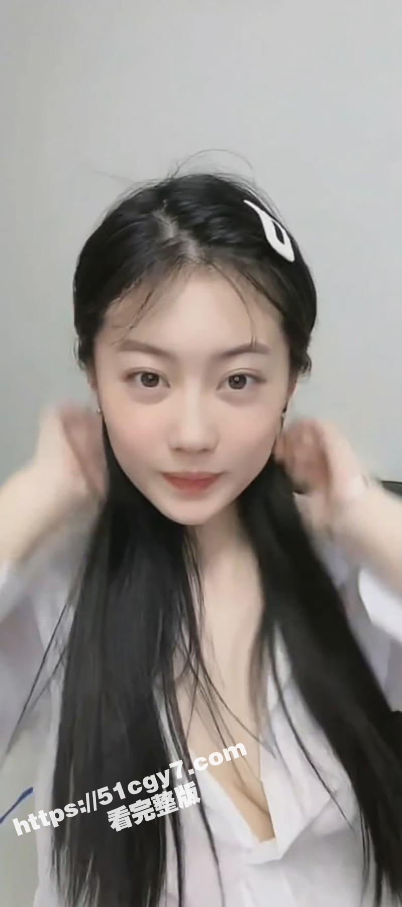 抖音高颜值女网红 虾滑 榜一大哥定制福利 假鸡巴深情口交 疯狂抽插白虎骚穴！ - 51吃瓜网-51吃瓜网
